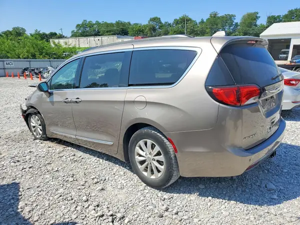 2C4RC1BG6HR553560 2017 CHRYSLER PACIFICA - Image 2
