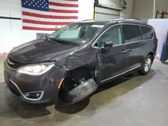 2C4RC1BG6HR565921 2017 CHRYSLER PACIFICA