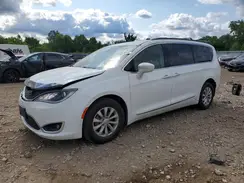 2C4RC1BG6HR587644 2017 CHRYSLER PACIFICA