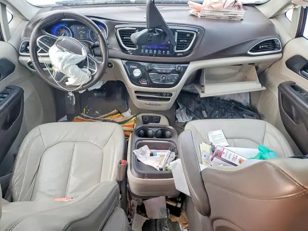 2C4RC1BG6HR592505 2017 CHRYSLER PACIFICA - Image 8