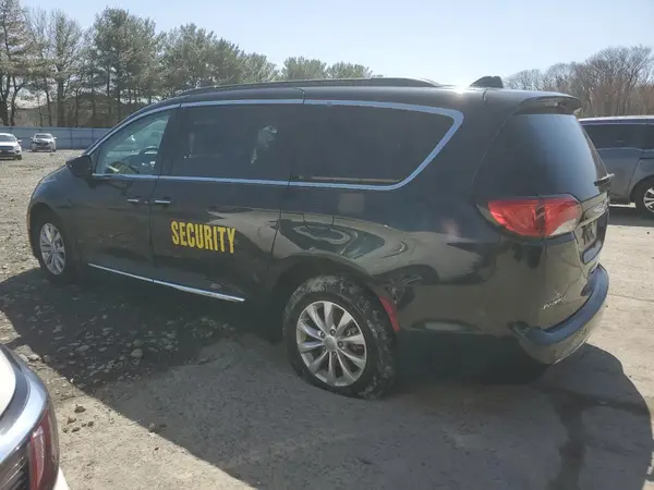 2C4RC1BG6HR599003 2017 CHRYSLER PACIFICA - Image 2