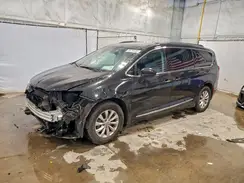 2C4RC1BG6HR610632 2017 CHRYSLER PACIFICA