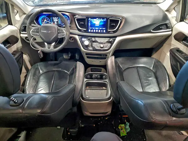 2C4RC1BG6HR610632 2017 CHRYSLER PACIFICA - Image 8