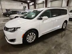 2C4RC1BG6HR613076 2017 CHRYSLER PACIFICA