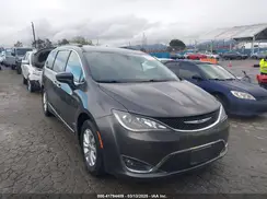 2C4RC1BG6HR621887 2017 CHRYSLER PACIFICA