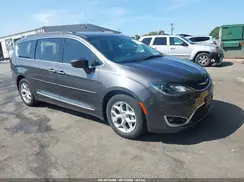 2C4RC1BG6HR638091 2017 CHRYSLER PACIFICA