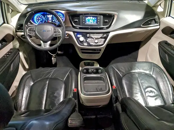 2C4RC1BG6HR642688 2017 CHRYSLER PACIFICA - Image 8
