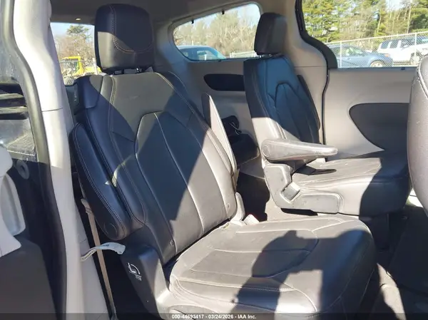 2C4RC1BG6HR648295 2017 CHRYSLER PACIFICA - Image 8