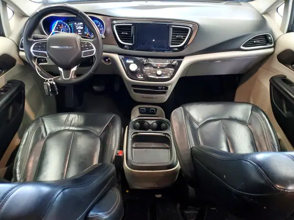 2C4RC1BG6HR654338 2017 CHRYSLER PACIFICA - Image 8