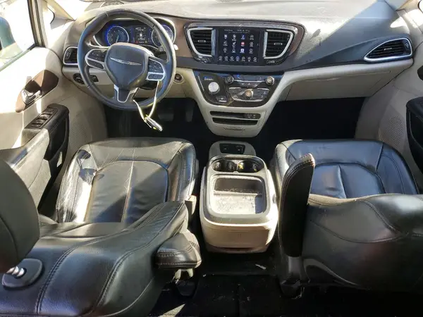 2C4RC1BG6HR656512 2017 CHRYSLER PACIFICA - Image 8