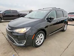 2C4RC1BG6HR668580 2017 CHRYSLER PACIFICA