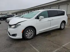 2C4RC1BG6HR702727 2017 CHRYSLER PACIFICA