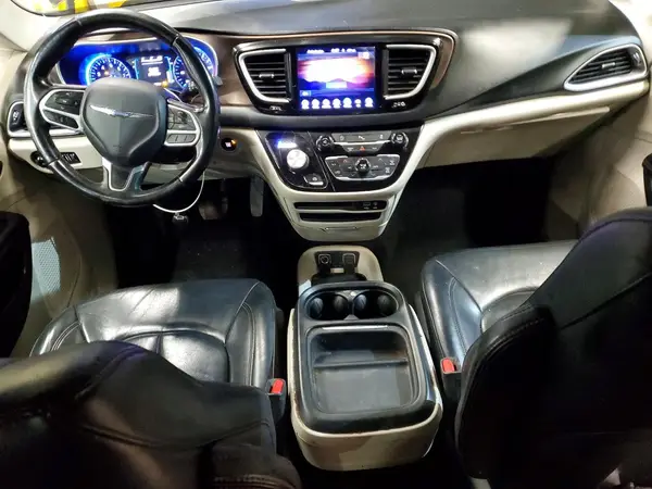 2C4RC1BG6HR703294 2017 CHRYSLER PACIFICA - Image 8