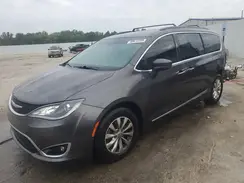 2C4RC1BG6HR720385 2017 CHRYSLER PACIFICA