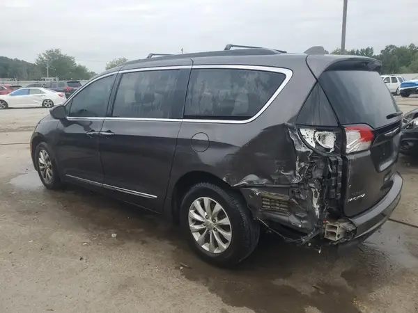 2C4RC1BG6HR720385 2017 CHRYSLER PACIFICA - Image 2