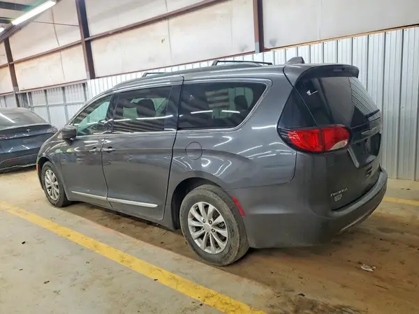 2C4RC1BG6HR734299 2017 CHRYSLER PACIFICA - Image 2