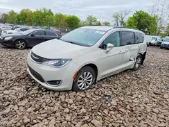 2C4RC1BG6HR739745 2017 CHRYSLER PACIFICA