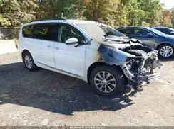2C4RC1BG6HR745335 2017 CHRYSLER PACIFICA