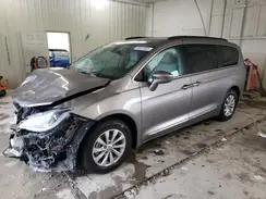 2C4RC1BG6HR747196 2017 CHRYSLER PACIFICA