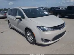 2C4RC1BG6HR753225 2017 CHRYSLER PACIFICA
