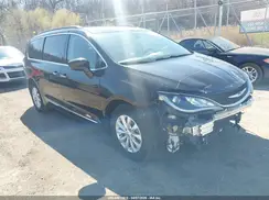 2C4RC1BG6HR756951 2017 CHRYSLER PACIFICA