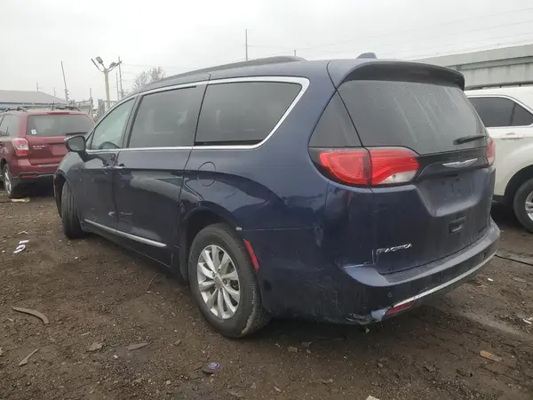 2C4RC1BG6HR757985 2017 CHRYSLER PACIFICA - Image 2