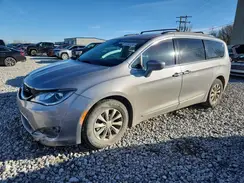 2C4RC1BG6HR771028 2017 CHRYSLER PACIFICA
