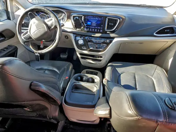 2C4RC1BG6HR771790 2017 CHRYSLER PACIFICA - Image 8