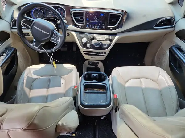 2C4RC1BG6HR771840 2017 CHRYSLER PACIFICA - Image 8