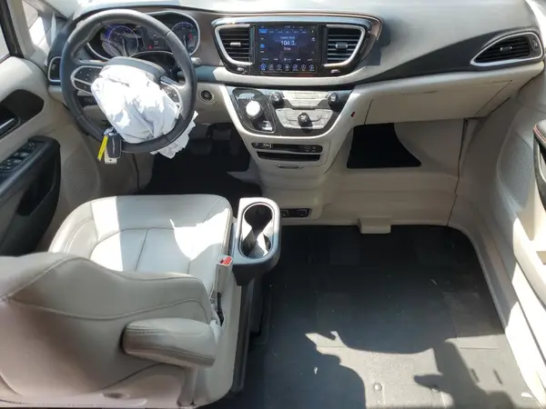 2C4RC1BG6HR785303 2017 CHRYSLER PACIFICA - Image 8