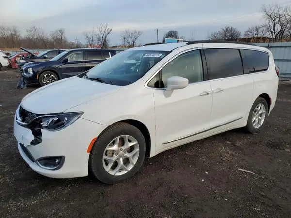 2C4RC1BG6HR788637 2017 CHRYSLER PACIFICA - Image 1