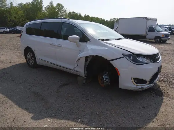 2C4RC1BG6HR803069 2017 CHRYSLER PACIFICA - Image 1