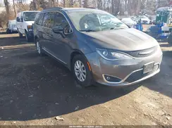 2C4RC1BG6HR805243 2017 CHRYSLER PACIFICA