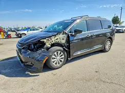 2C4RC1BG6HR815898 2017 CHRYSLER PACIFICA
