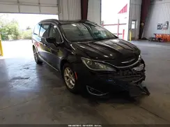 2C4RC1BG6HR816131 2017 CHRYSLER PACIFICA