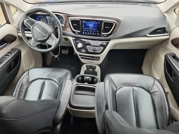 2C4RC1BG6HR824097 2017 CHRYSLER PACIFICA - Image 8