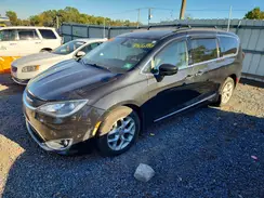 2C4RC1BG6HR831745 2017 CHRYSLER PACIFICA