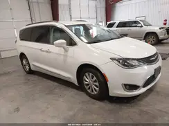 2C4RC1BG6HR837836 2017 CHRYSLER PACIFICA
