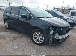 2C4RC1BG6HR850652 2017 CHRYSLER PACIFICA