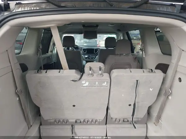 2C4RC1BG6HR850652 2017 CHRYSLER PACIFICA - Image 8
