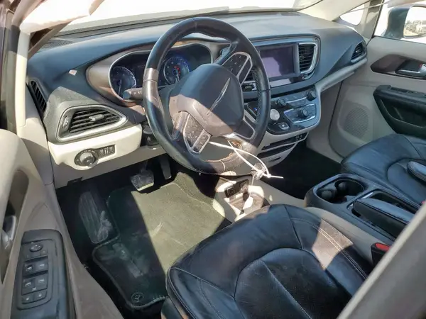 2C4RC1BG6JR110802 2018 CHRYSLER PACIFICA - Image 8