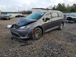 2C4RC1BG6JR118947 2018 CHRYSLER PACIFICA