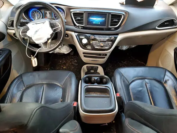 2C4RC1BG6JR118947 2018 CHRYSLER PACIFICA - Image 8