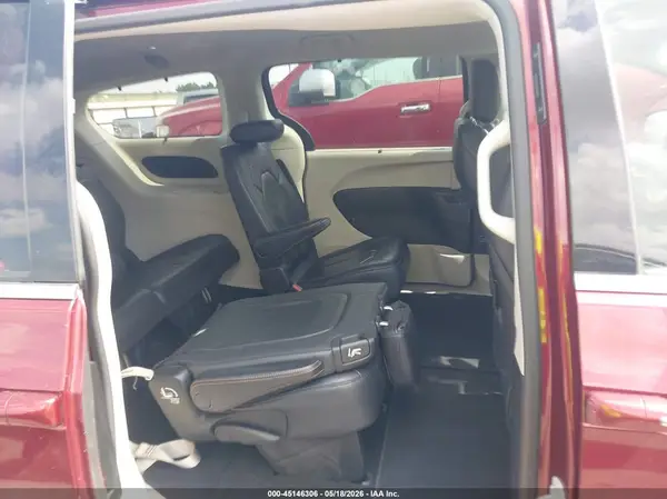 2C4RC1BG6JR119015 2018 CHRYSLER PACIFICA - Image 8