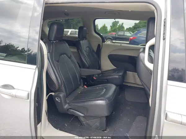 2C4RC1BG6JR119841 2018 CHRYSLER PACIFICA - Image 8