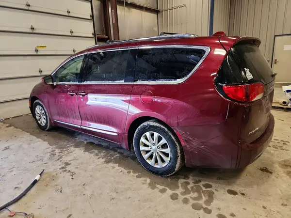 2C4RC1BG6JR120830 2018 CHRYSLER PACIFICA - Image 2