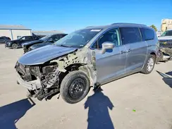 2C4RC1BG6JR120858 2018 CHRYSLER PACIFICA