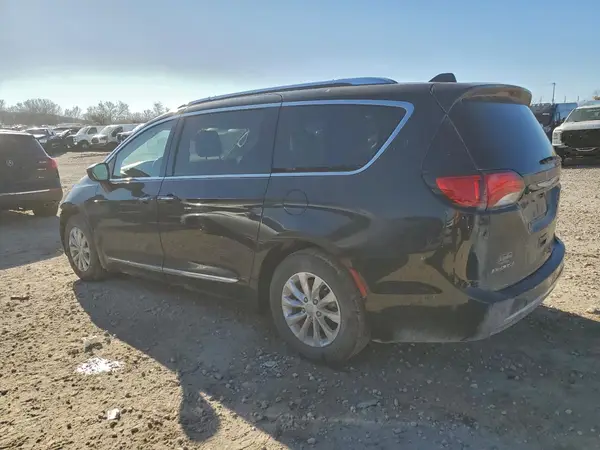 2C4RC1BG6JR120892 2018 CHRYSLER PACIFICA - Image 2