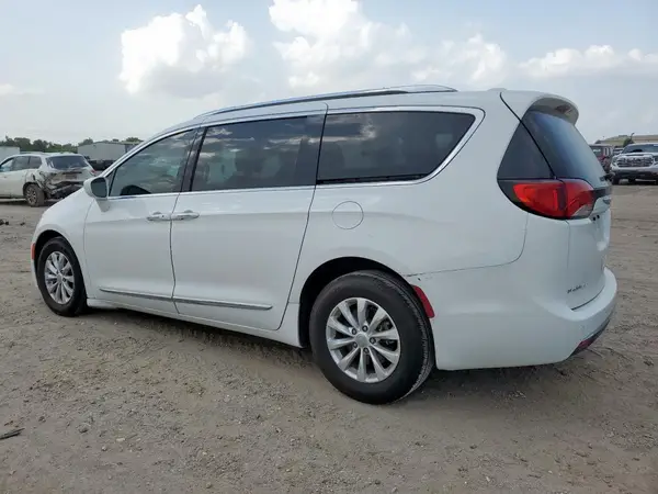 2C4RC1BG6JR123260 2018 CHRYSLER PACIFICA - Image 2