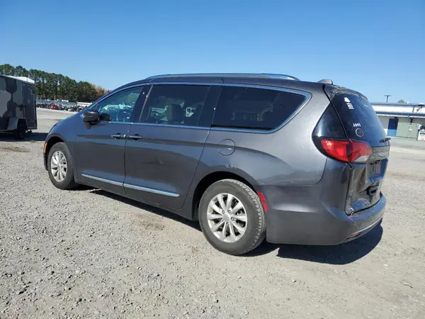 2C4RC1BG6JR127194 2018 CHRYSLER PACIFICA - Image 2